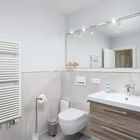 An Der Kurpromenade * Timmendorfer Strand